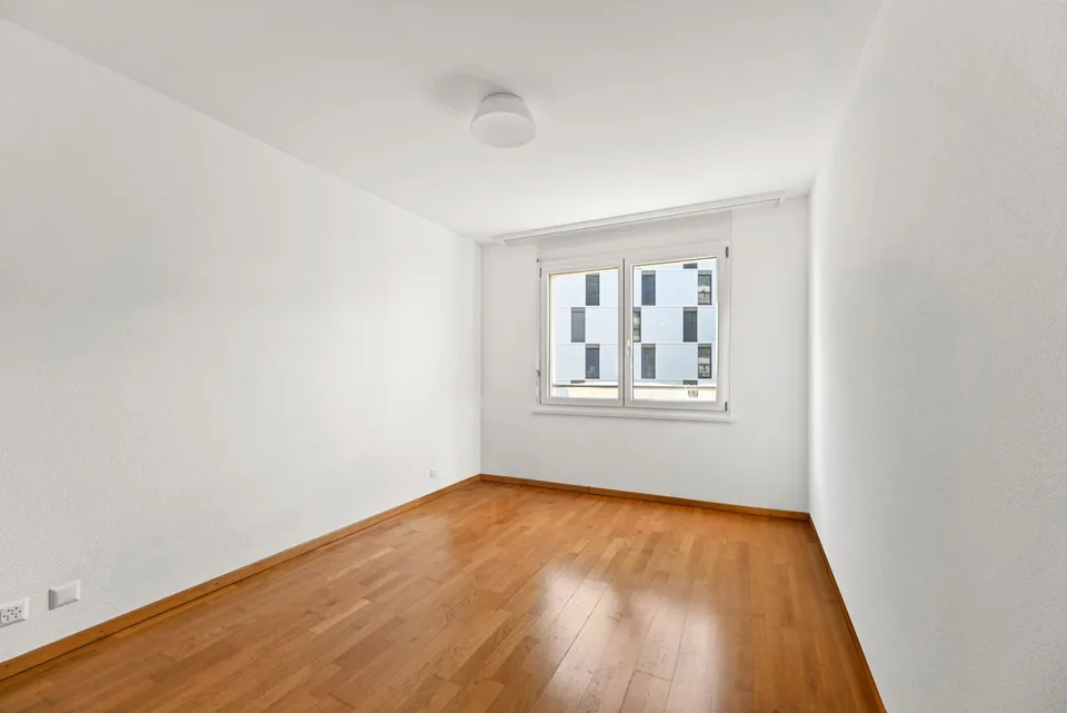 VEVEY - GERÄUMIGES 4.5 ZIMMER-WOHNUNG MIT GROßEM BALCON 19.08.2026 14:08:30