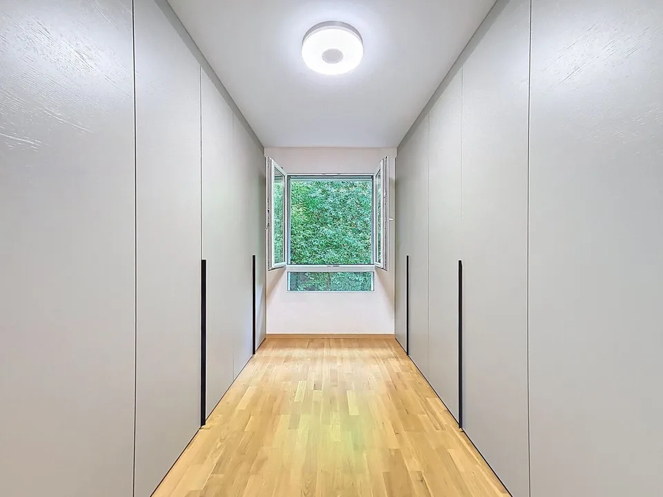 BRENT - DUPLEX EN ATTIQUE DE 5.5 PIECES AVEC VUE PANORAMIQUE