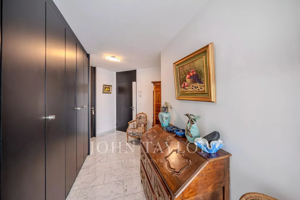 Appartement au dernier étage avec vue panoramique sur le lac à Chernex