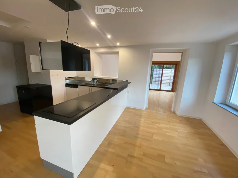 Appartement mit großer Terrasse zur Miete