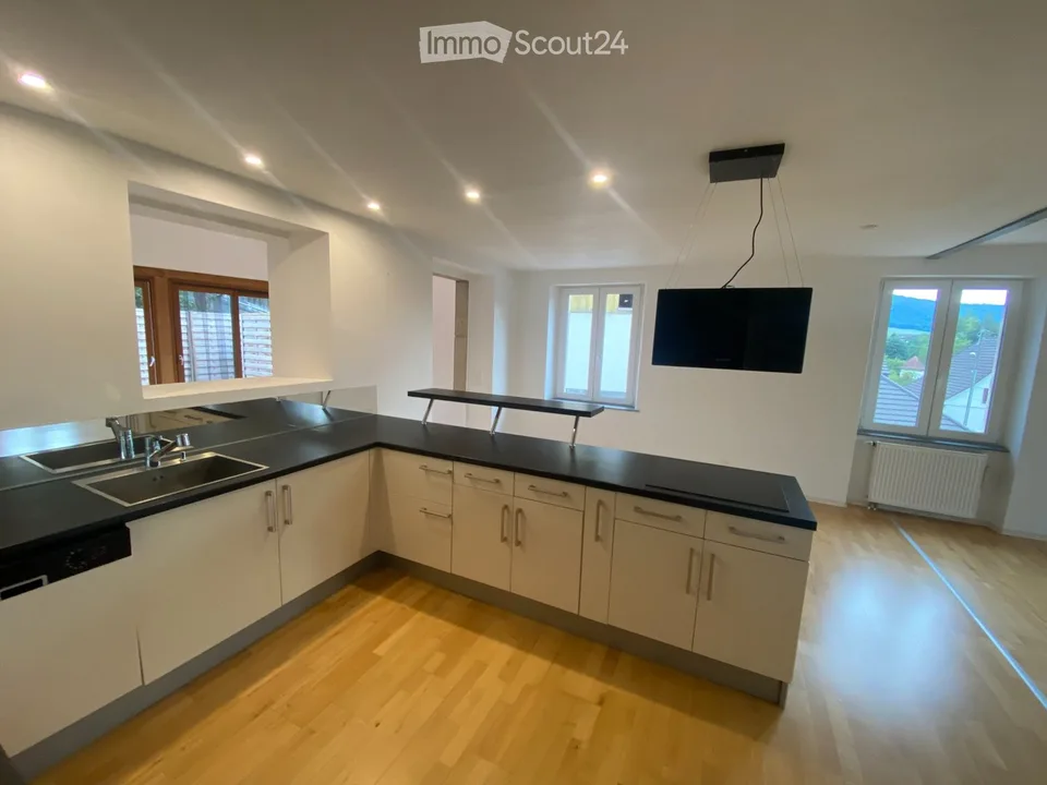 Appartement mit großer Terrasse zur Miete