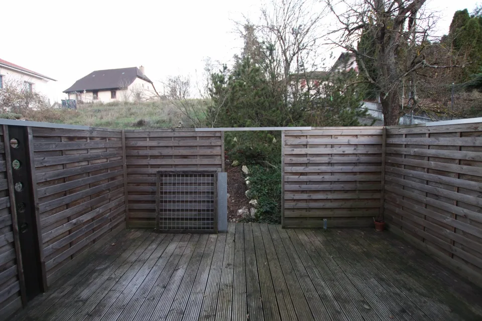 Appartement mit großer Terrasse zur Miete