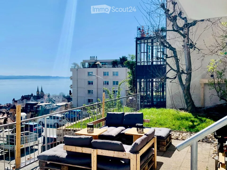Chambre 16 m² à Neuchâtel  15 min de lUniversité