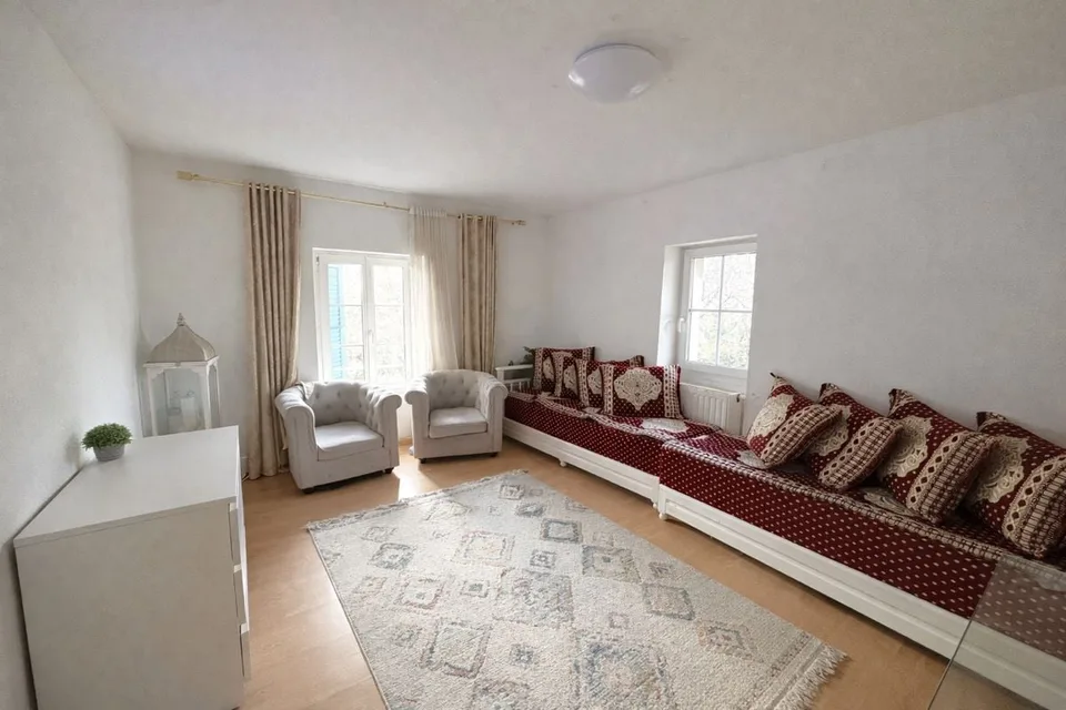 PRILLY - 4.5 pièces lumineux de 114 m² - CHF 2'500.-