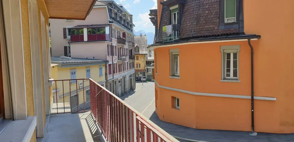 Appartement de 2 pièces au 1er étage entièrement rénové.