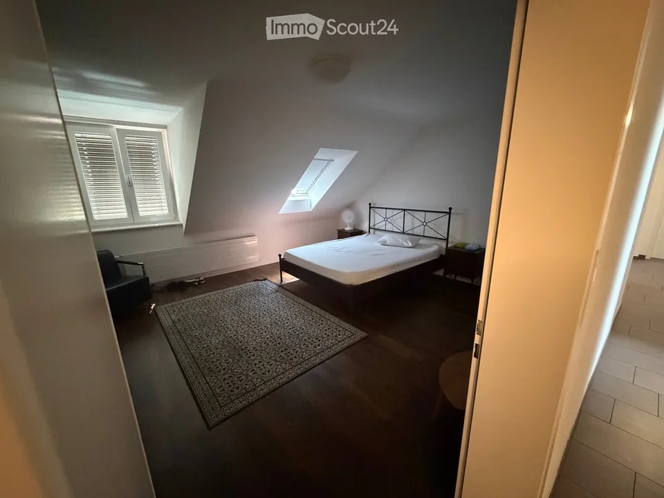 Spacious 4.5-room attic apartment on Technikumstrasse in Winterthur