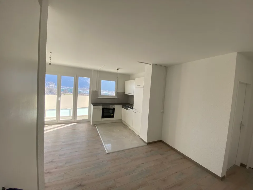 For rent charming 2-room apartment on the 11th floor in Sierre