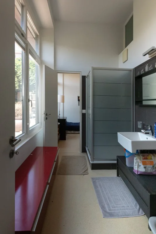 163 m2 of contemporary design, your garden 20 minutes from Flon