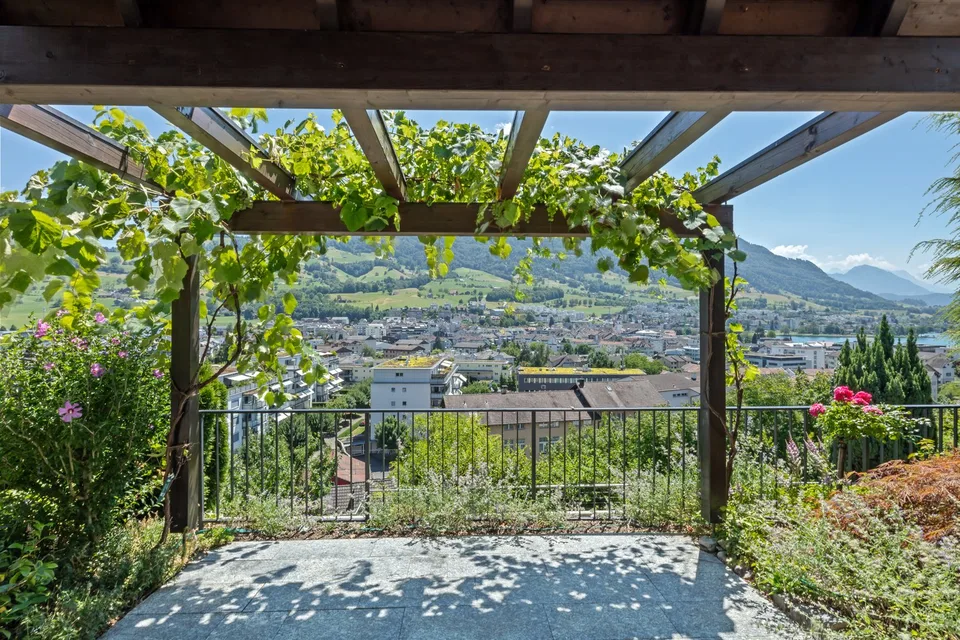 A loge seat above Lake Lucerne