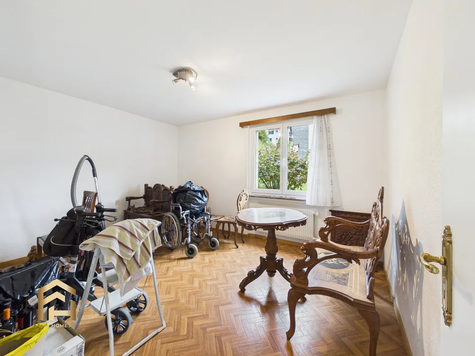 Opportunità di investimento attraente: Appartamento di 4,5 locali ristrutturato con piccolo balcone