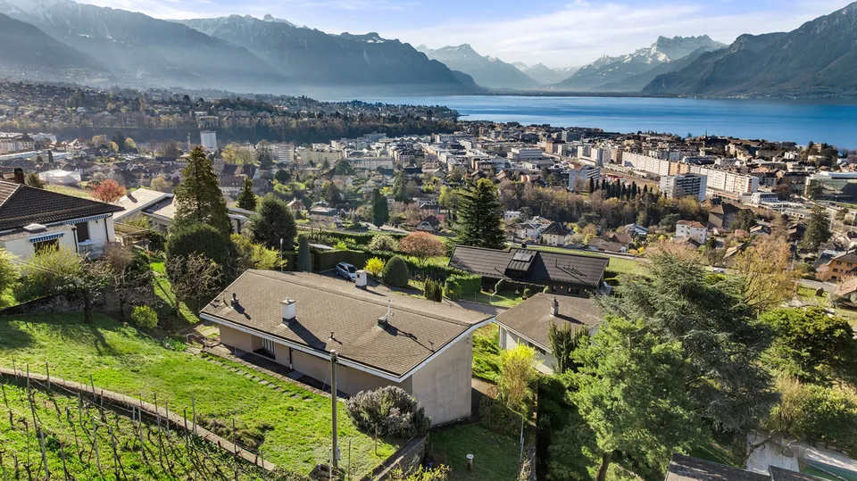 Villa unique avec vue lac panoramique