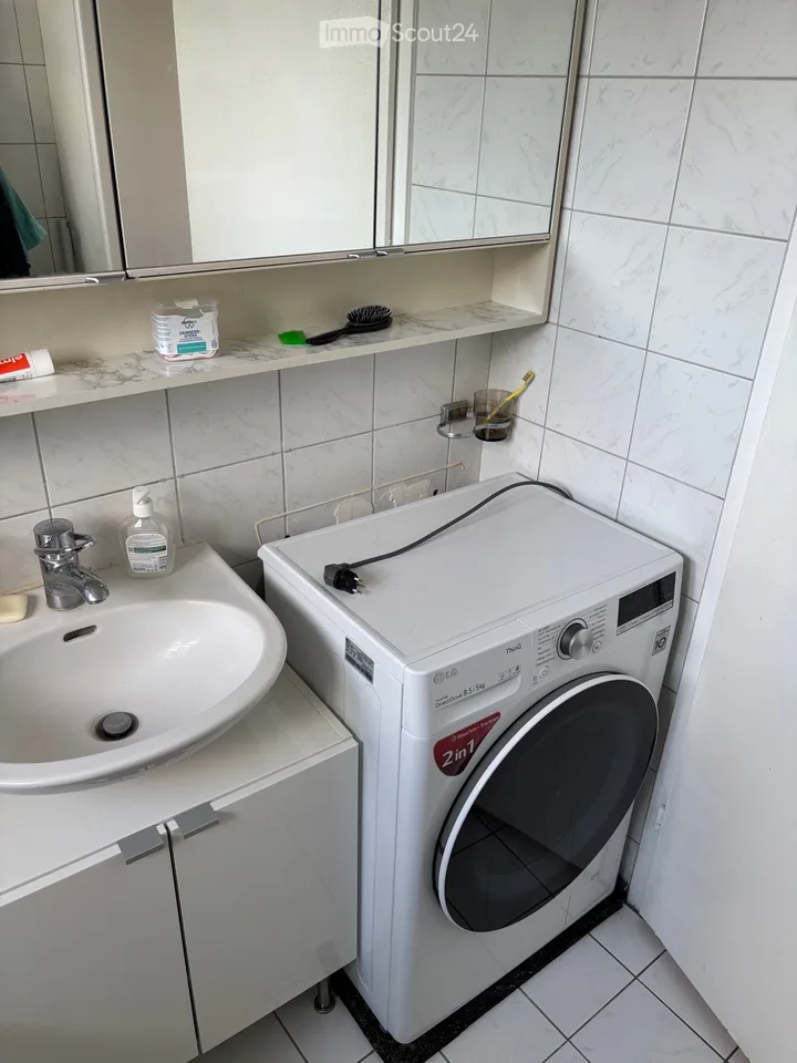 2 camere per un uomo, Adliswil