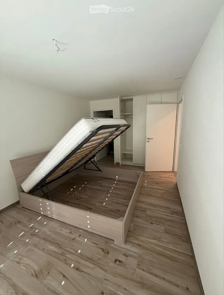 Wir suchen einen Nachmieter für 3.5 Zimmer in Castione