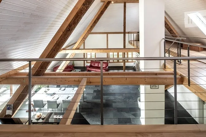Incantevole appartamento di 3.5 locali con balcone a Röthenbach Herzogenbuchsee