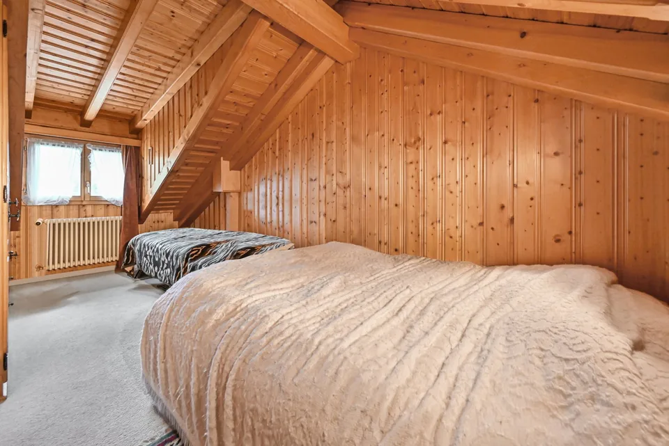 LES DIABLERETS - COQUET APPARTEMENT DE 2,5 PIECES AUX COMBLES