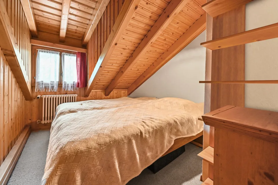 LES DIABLERETS - COQUET APPARTEMENT DE 2,5 PIECES AUX COMBLES
