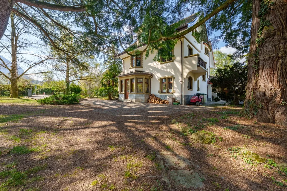 SOMPTUEUSE MAISON DE MAITRE AVEC JARDIN D'EXCEPTION