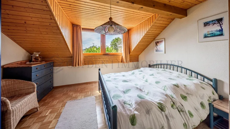 Ensemble von 2 Villen auf über 1000 m2