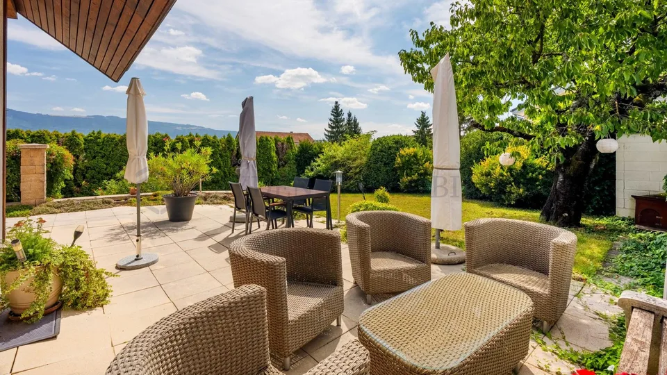 Ensemble de 2 villas sur plus de 1000 m2