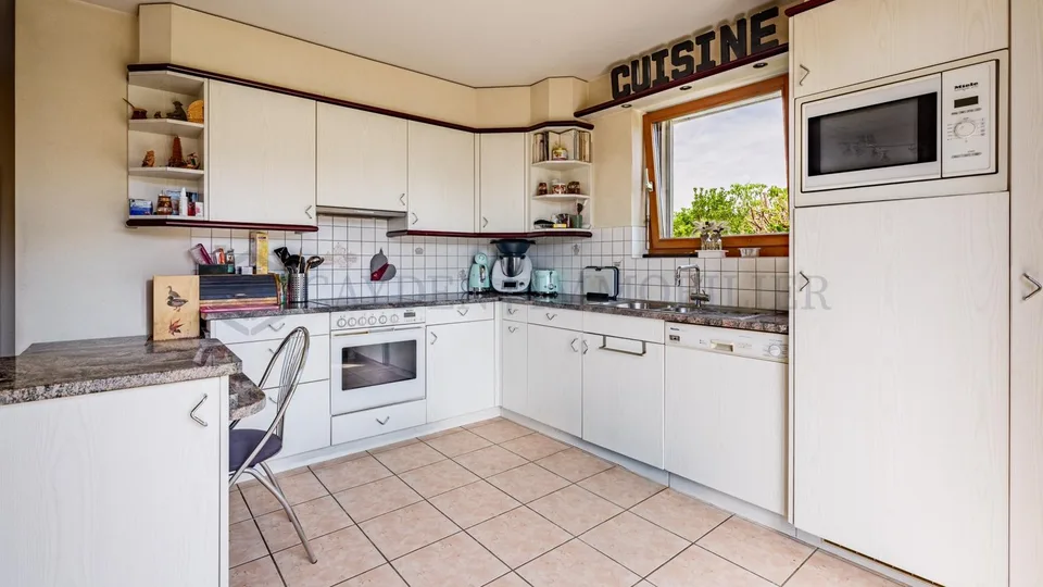 Ensemble von 2 Villen auf über 1000 m2