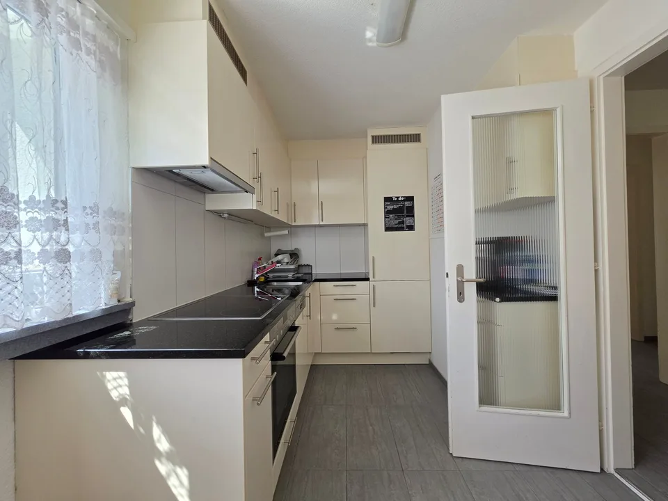 Moderne 3.5 ZWG an zentraler Wohnlage zu vermieten