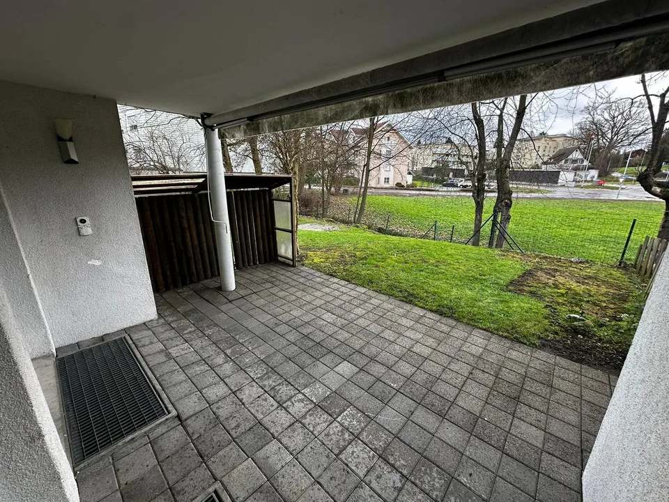Charming 4.5 room apartment with seating area and balcony