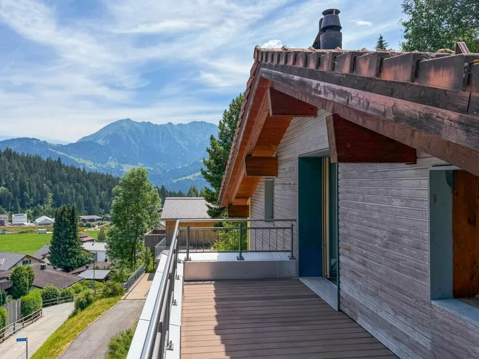 Laax: 3.5-Zimmer-Wohnung mit atmberaubender Aussicht