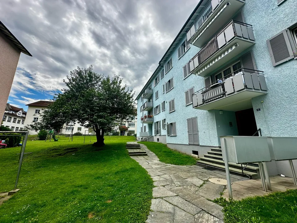 Helle 2.0 Zimmerwohnung mit Balkon im Zentrum von Rorschach!