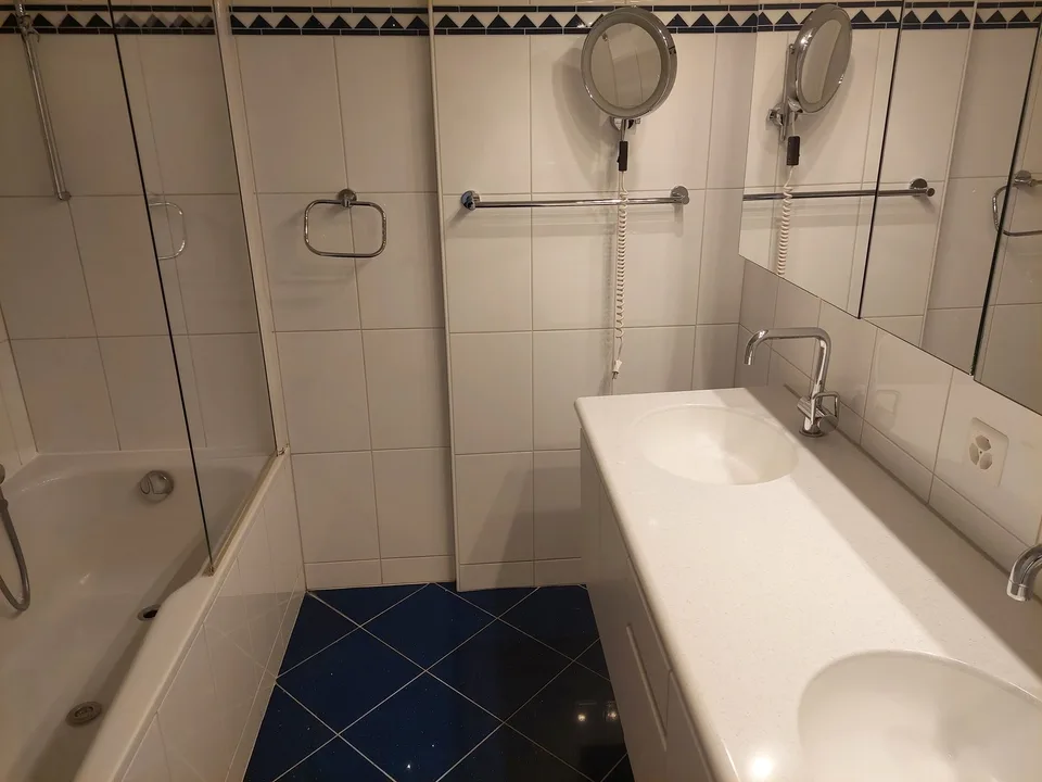 Location jusqu'au 30.06.2027 – appartement 5,5 pièces avec vue panoramique sur Zurich