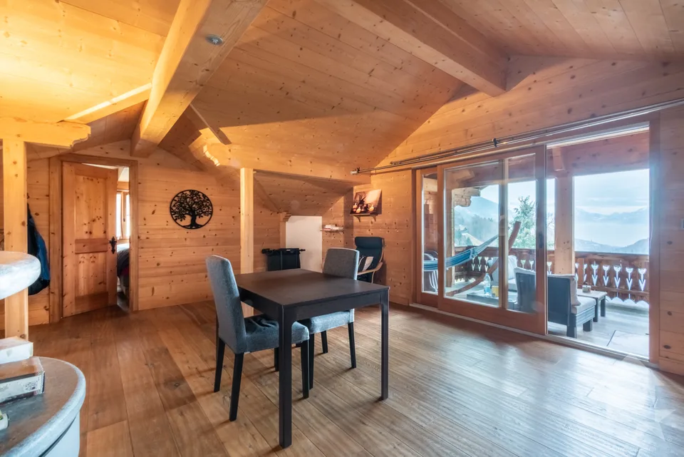 Val-d'Illiez, magnifique chalet de 3 logements