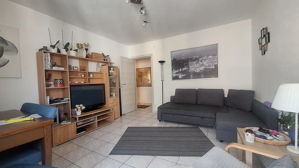 Lugano Center, Bright Apartment with Terrace, Basement