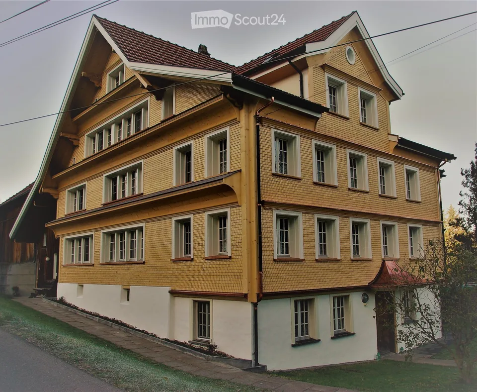 Charmant, moderne et très calme appartement-maisonnette de 4,5 pièces à Oberhelfenschwil
