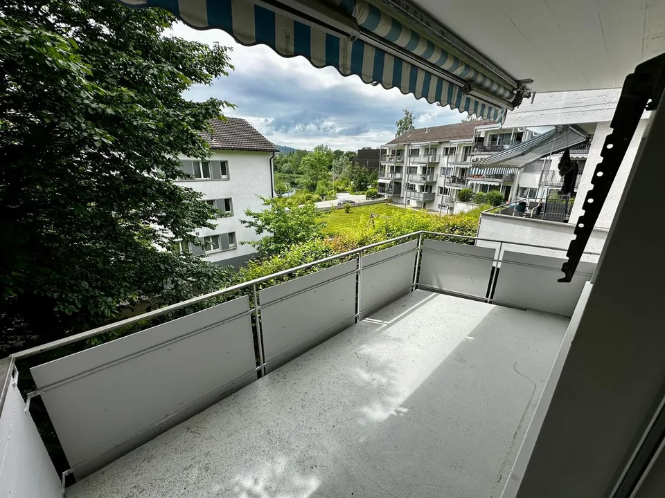 Beautiful 1.5-room apartment on the 1st floor, with a large balcony in St. Gallen