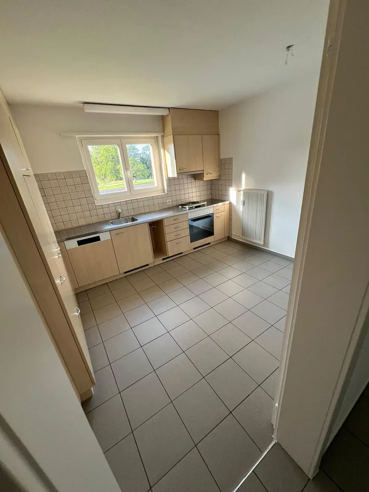 Appartement attractif de 4,5 pièces à louer à Sevelen !