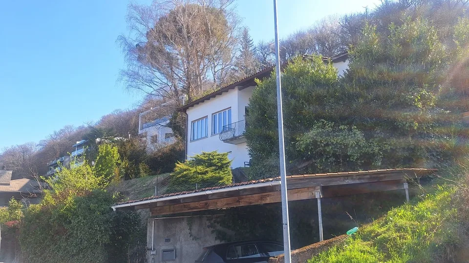 Tranquillità,  Stupenda Vista,  Casa   Indipendente con Terreno Edificabile