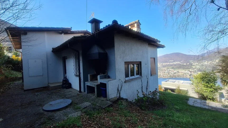 Tranquillità,  Stupenda Vista,  Casa   Indipendente con Terreno Edificabile