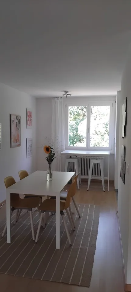 Möbliertes Zimmer mit Balkon & Waldblick in Rombach bei Aarau