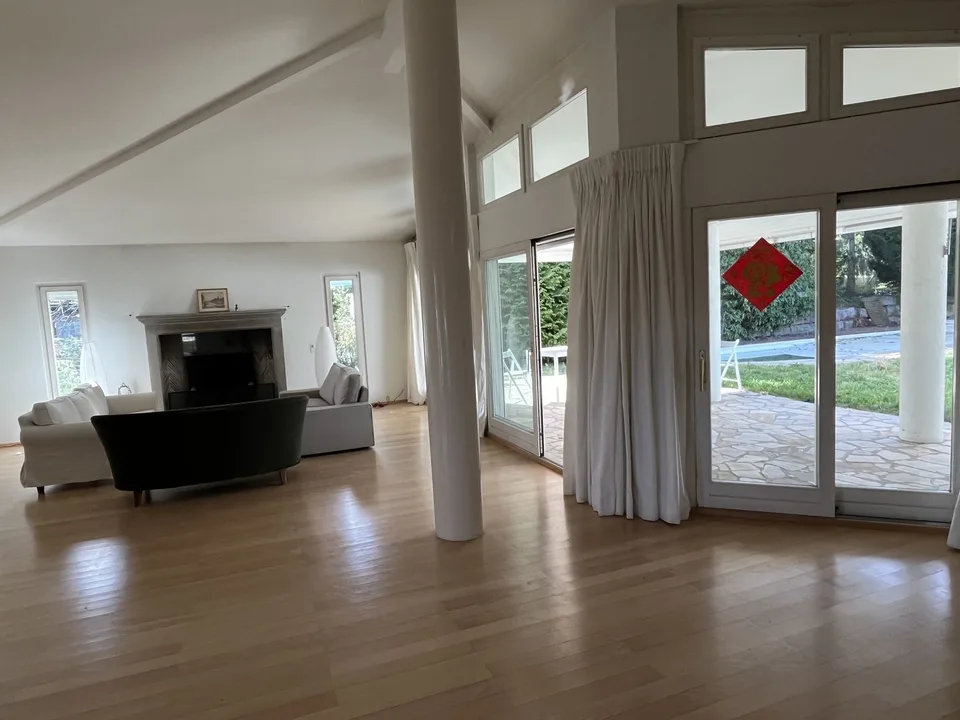 Zimmer In Gemeinsamer Villa