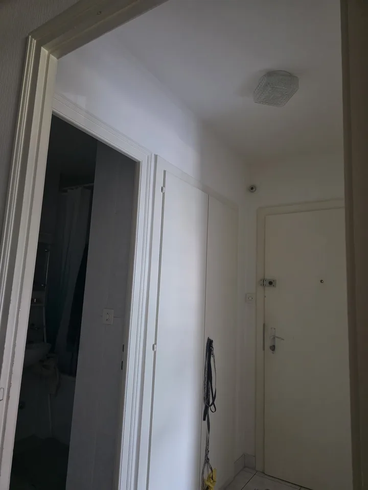 Übernahme des Mietvertrags Geräumige 2,5-Zimmer-Wohnung von ca. 60 m² mit 2 Balkonen Écublens