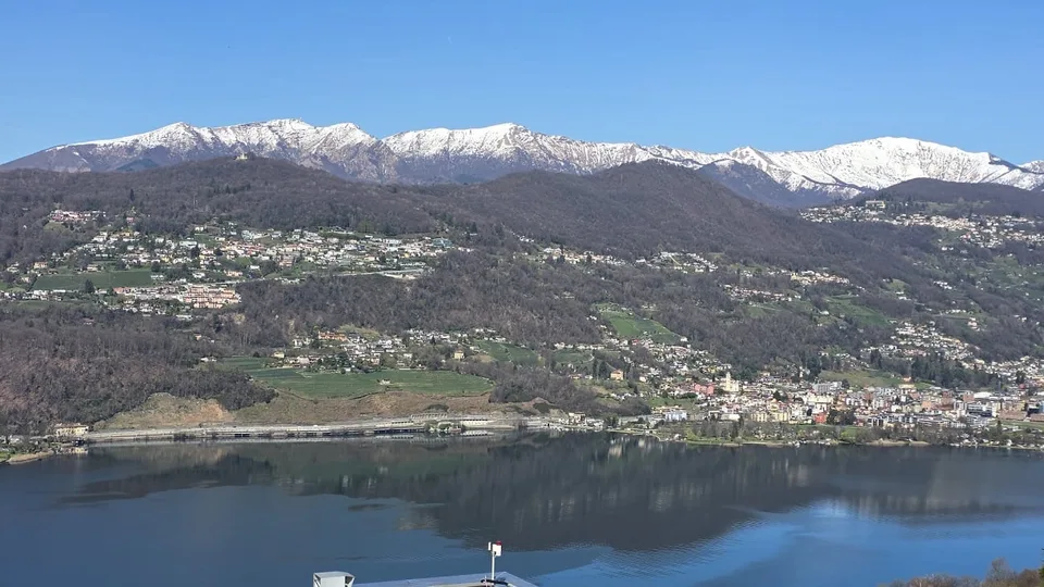 Montagnola- Collina D'Oro, Stupenda Vista Lago,   Terreno Residenziale Edifiabile