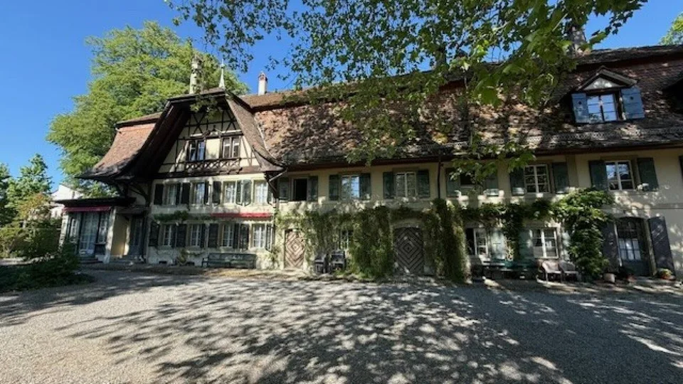 3 1/2-Zimmer-Maisonette-Wohnung im Schlosspark