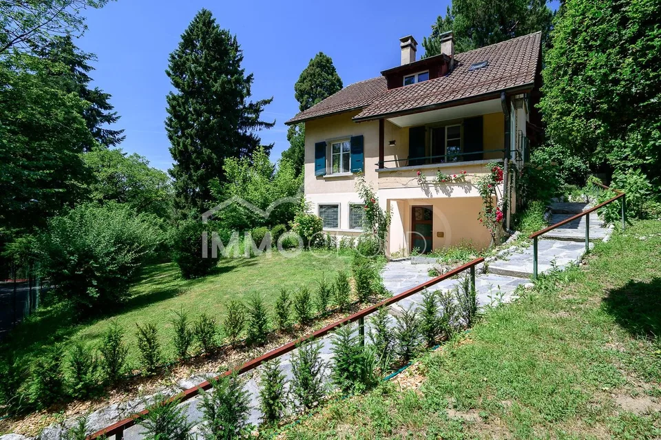 Lausanne: Individual villa!