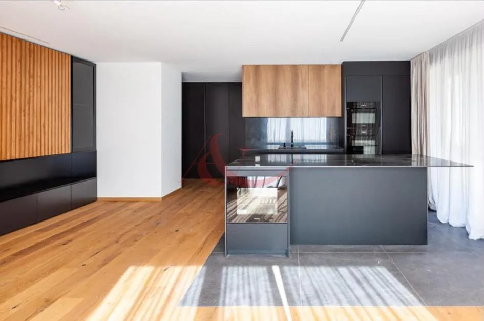Crans - Montana, Eine vollständig möblierte moderne Wohnung, bis ins kleinste Detail durchdacht