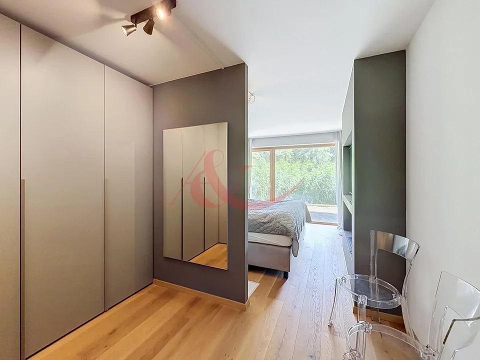 Crans - Montana, Eine vollständig möblierte moderne Wohnung, bis ins kleinste Detail durchdacht