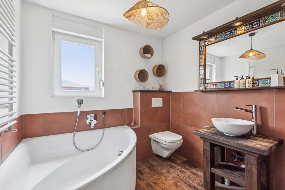 Proprietà individuale in un quartiere ricercato della città di Bull