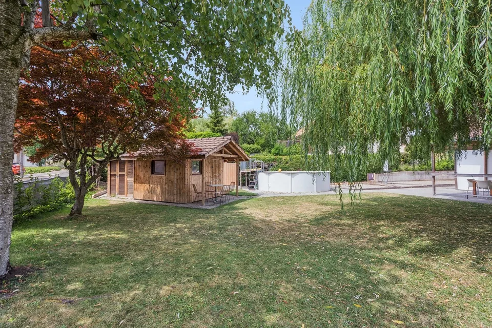 Proprietà individuale in un quartiere ricercato della città di Bull