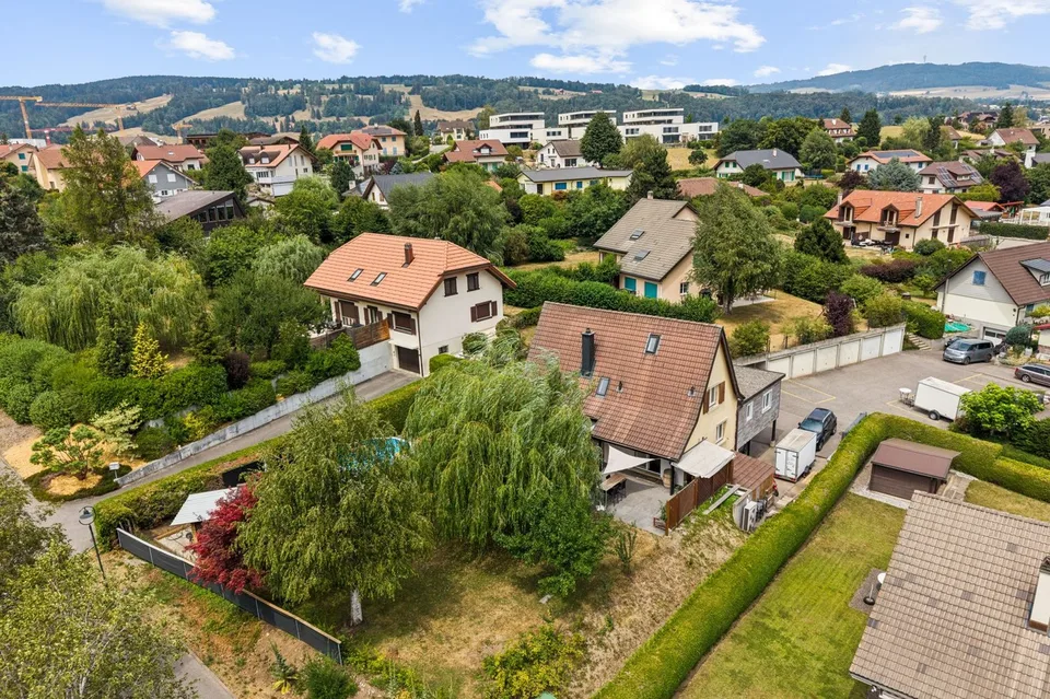 Proprietà individuale in un quartiere ricercato della città di Bull