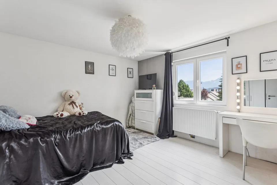 Proprietà individuale in un quartiere ricercato della città di Bull