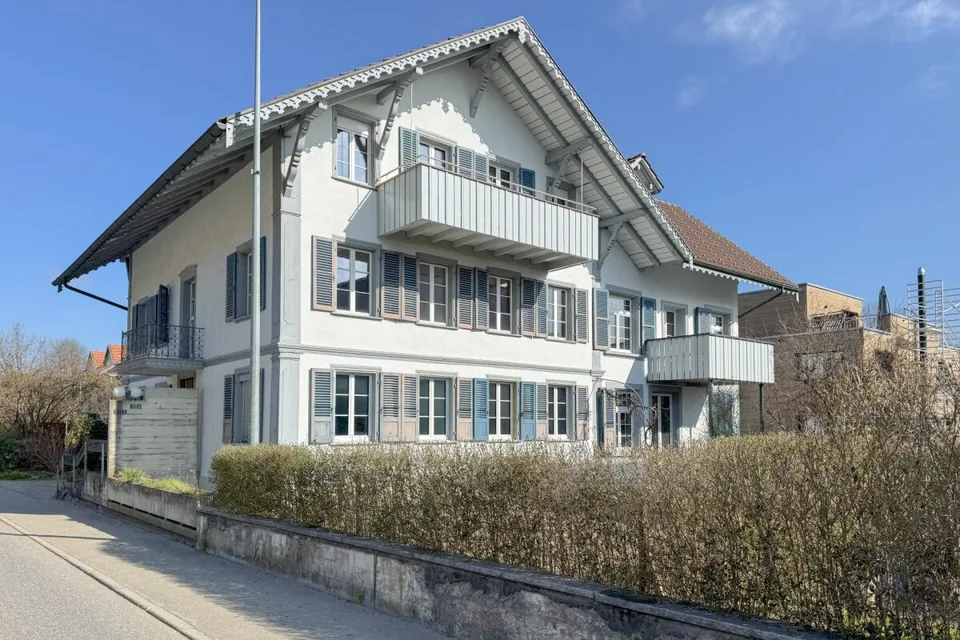 Ristrutturato di recente: vita moderna in un'eleganza di edificio antico