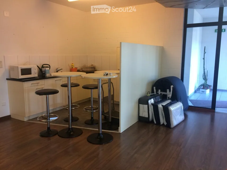 Grosszügiger Büro- und Gewerberaum